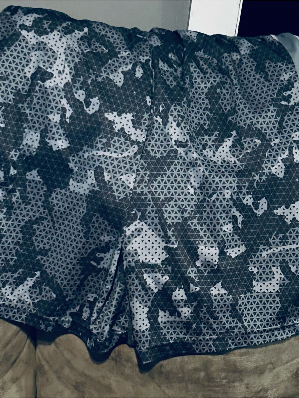 Jordan Men’s Black & Gray Patterned Athletic Shorts